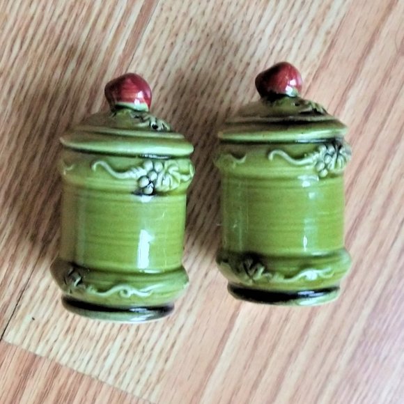 Salt and Pepper Shaker Set Lefton Ceramic Geo Z Orchard 3749 Japan Vintage Fruit - Picture 2 of 4